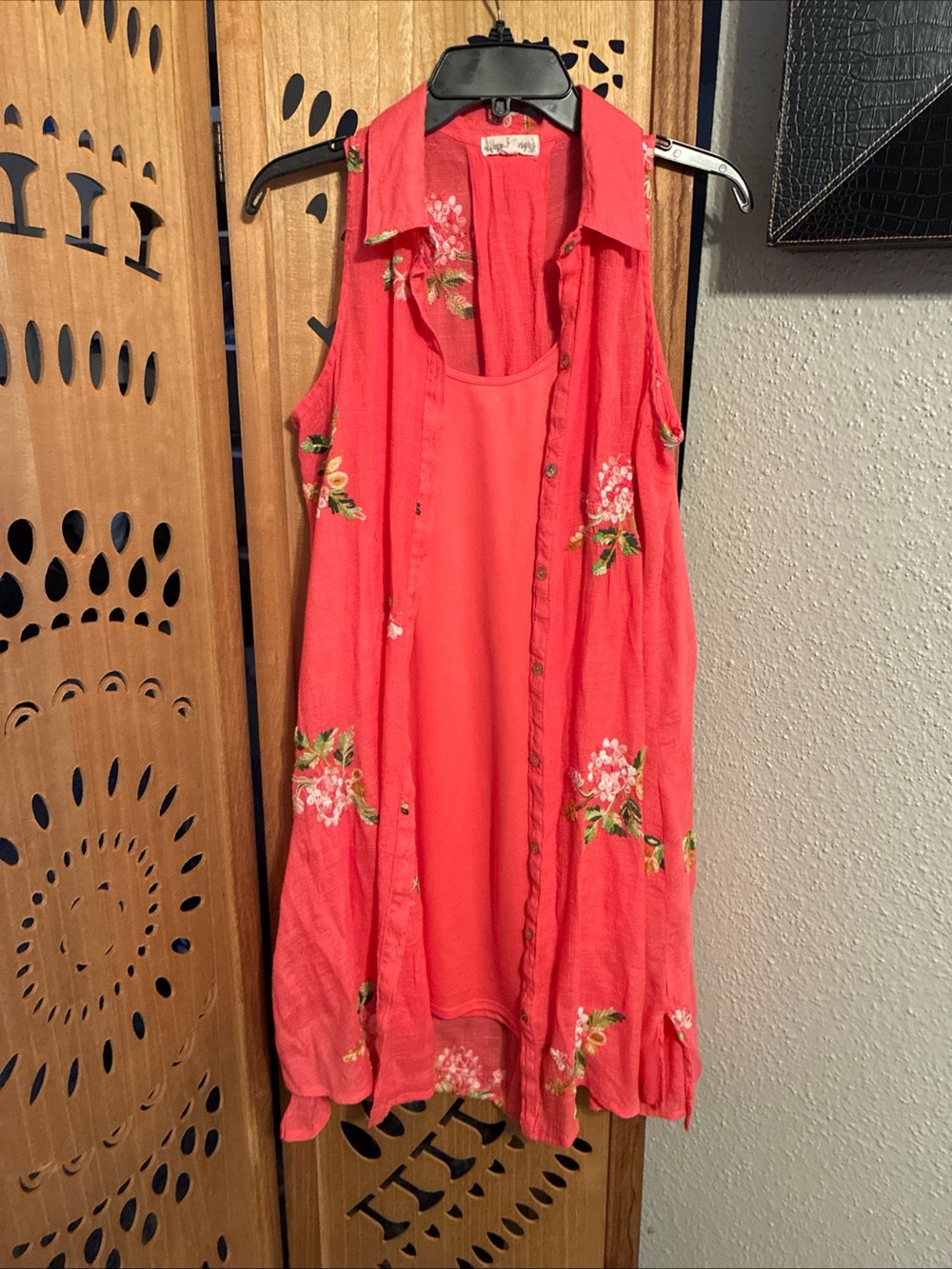 Coral Floral Sleeveless Button-Front Tunic